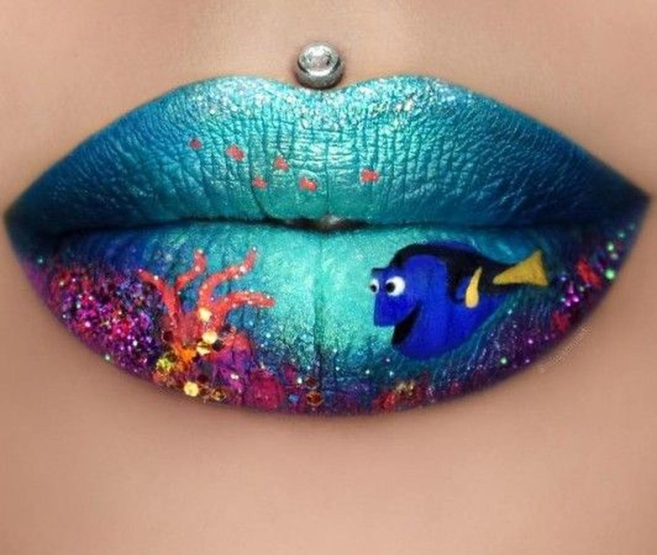 制作3時間! セレブが「素晴らしい」と絶賛する映画リップアートが可愛すぎる