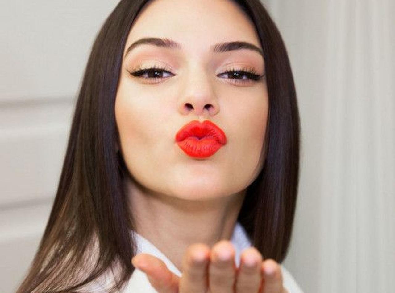 恋愛ヒミツ主義の人気モデル、ケンダル・ジェンナーが見せたおしゃれな愛情表現とは?