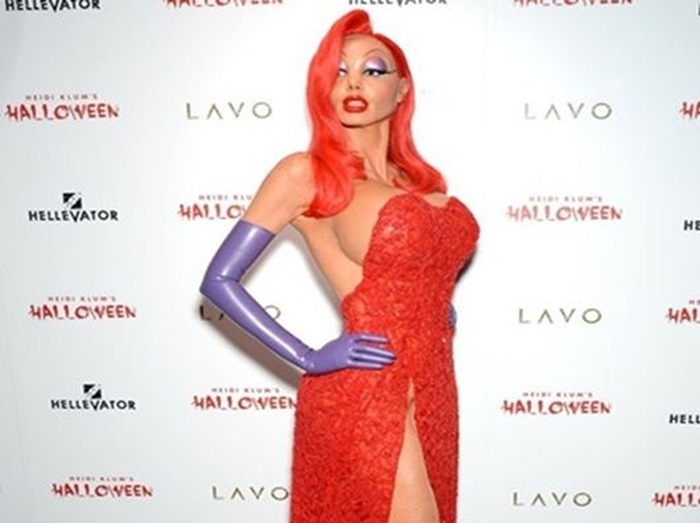 「ハロウィンの女王」の異名を持つモデル、ハイディ・クルムの仮装を総まとめ
