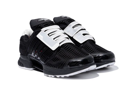 紐ではなくてベルクロストラップが斬新!アディダス名作スニーカーが進化して登場