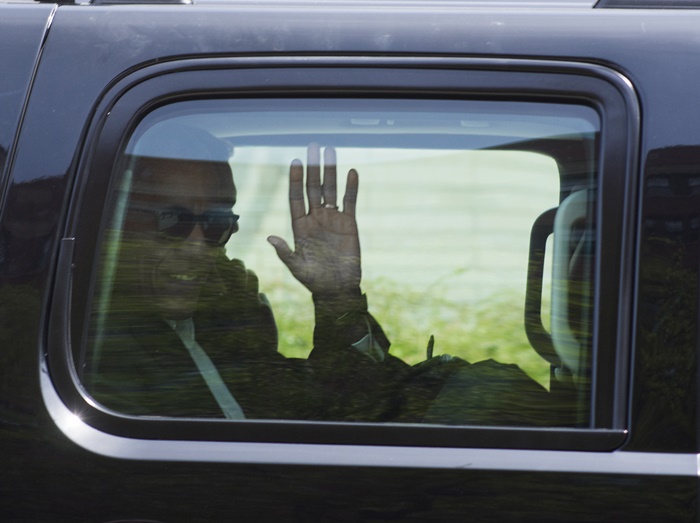 オバマ元大統領3ヵ月ぶりに復帰!「私がいない間に何かあった?」と開口一番ジョーク