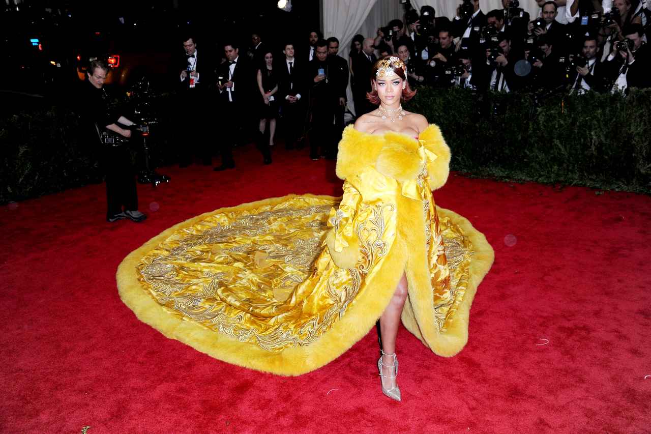 もうすぐメット・ガラが開催!過去4年で話題になったドレス9選