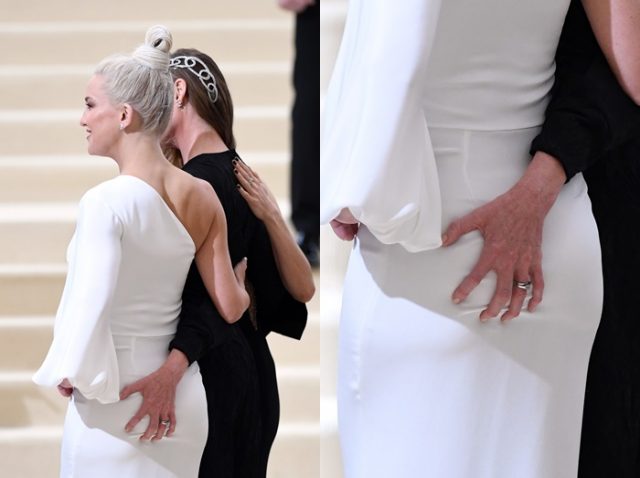 メット・ガラでステラ・マッカートニーがケイト・ハドソンのお尻をわしづかみ