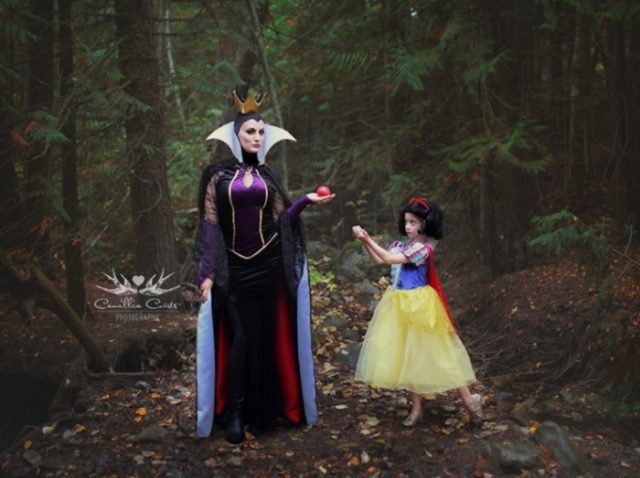 【母の日特集】ママと娘がディズニープリンセスにコスプレ、高すぎるクオリティに絶賛