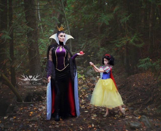 【母の日特集】ママと娘がディズニープリンセスにコスプレ、高すぎるクオリティに絶賛
