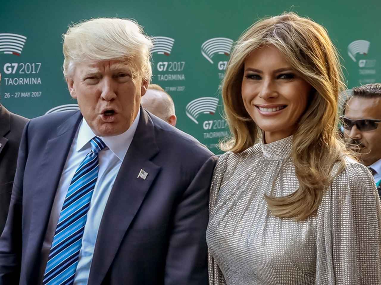 メラニア・トランプ夫人が着たジャケットは驚愕の値段