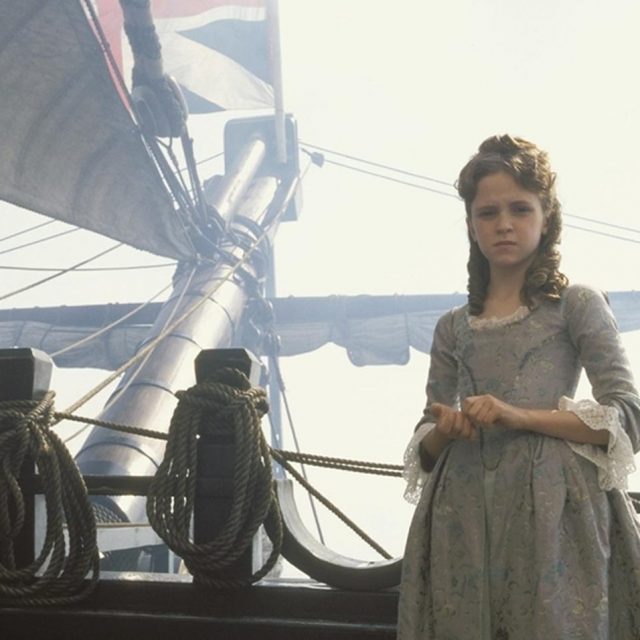 初代『パイレーツ・オブ・カリビアン』子役ルシンダ・ドライゼクが美しく成長