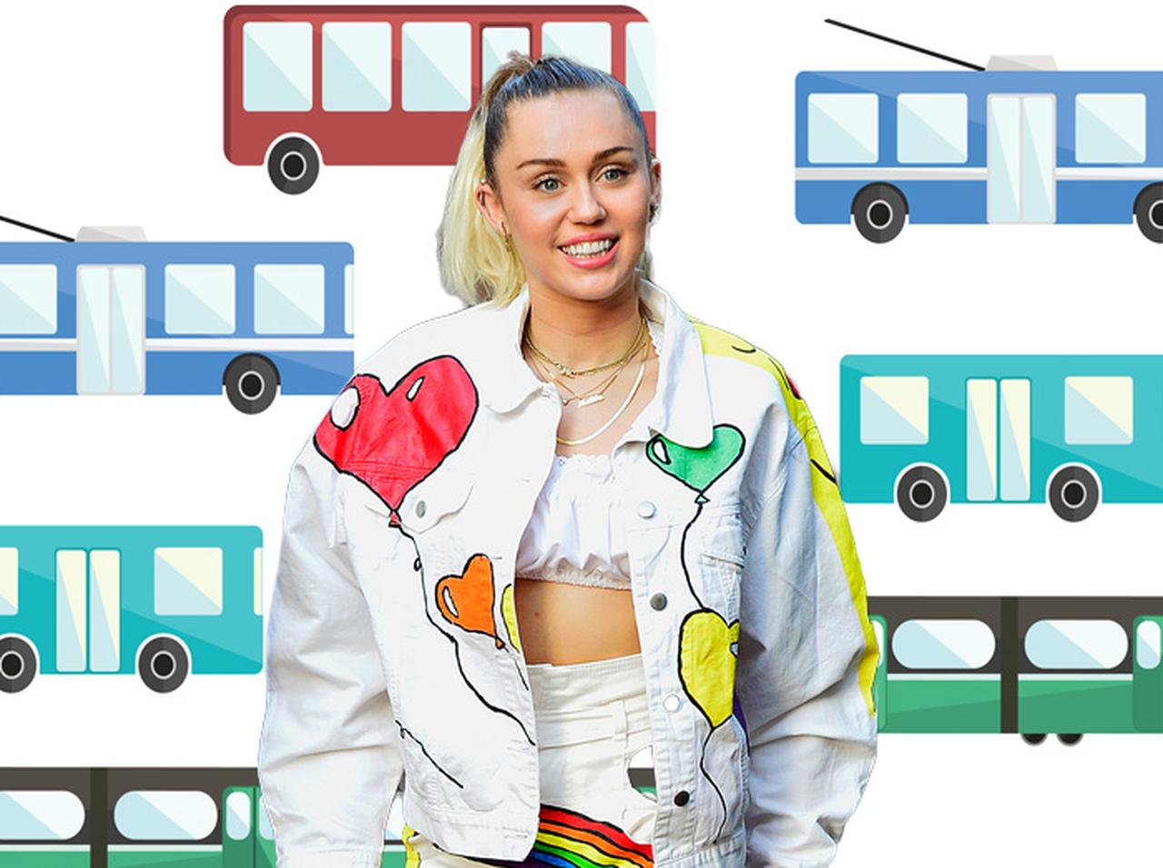 変装したマイリー・サイラスが地下鉄駅でゲリラライブ！通勤客たちの反応は？