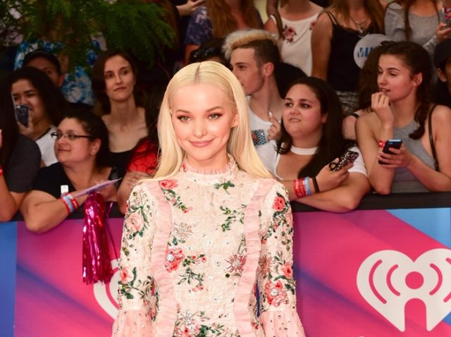 MMVAｓアワードのダヴ・キャメロンの可憐なドレス姿が可愛い！