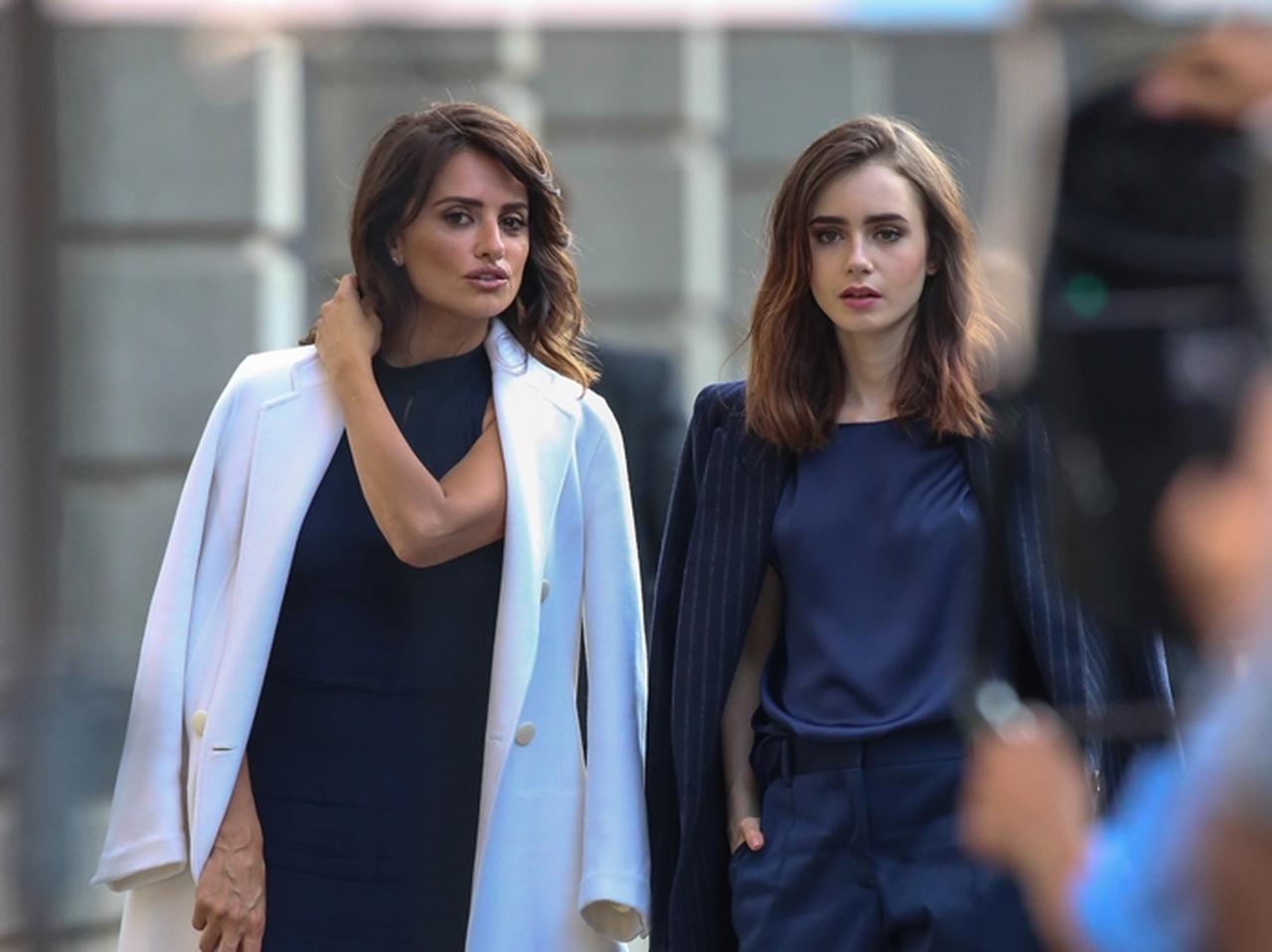 意外な2人組リリー・コリンズ＆ペネロペ・クルスが撮影！一体何の撮影？