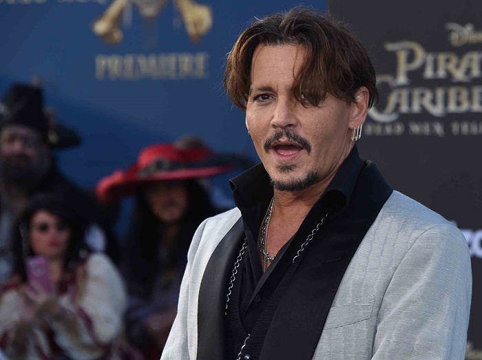 ジョニー・デップの1番好きな体のパーツは、まさかのここ！