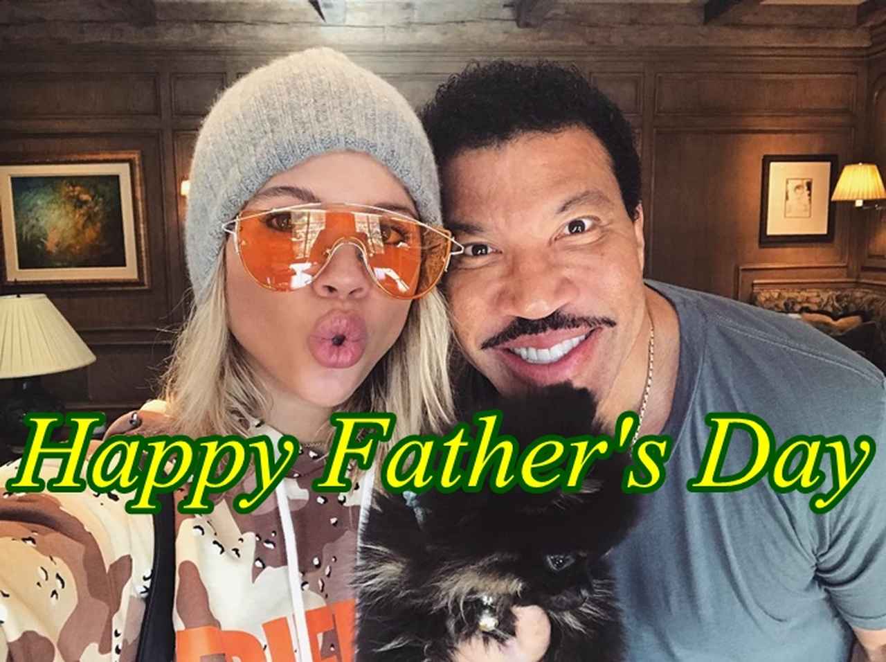 父の日!セレブ界きっての仲良し親子ソフィア&ライオネル・リッチーを紹介