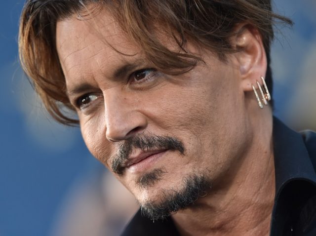 『パイレーツ』監督、デップとの関係を「僕らは同志だ」と表現