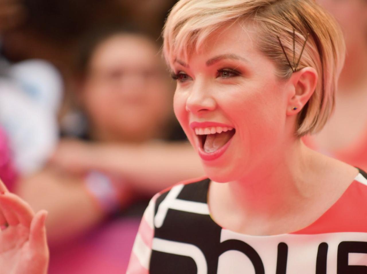 本日来日！カーリー・レイ・ジェプセンの最新スタイルが好評