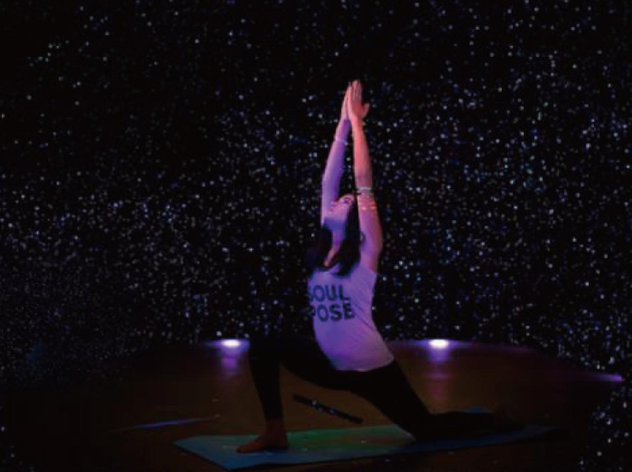 七夕に “プラネタリウムヨガ”に予約殺到！開催期間延長が決定