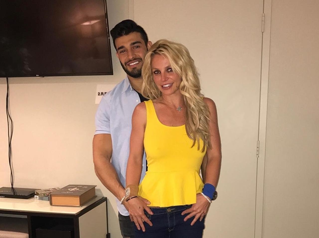 ブリトニー・スピアーズ、彼氏のサム・アスガリが後追い来日