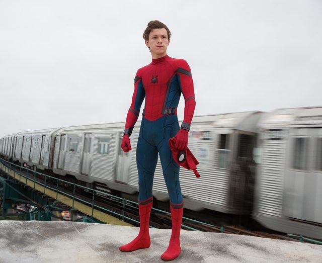 新作『スパイダーマン』主演の英国出身トムホ、役作りで米高校にお忍び入学