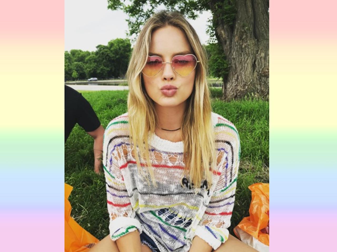 女優マーゴット・ロビー、SNS映えする写真で豪同性婚合法化への投票を啓発