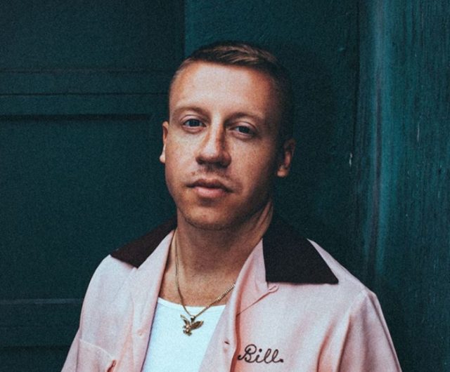 「ヒップホップ界の詩人」マックルモアが12年ぶりのソロアルバム