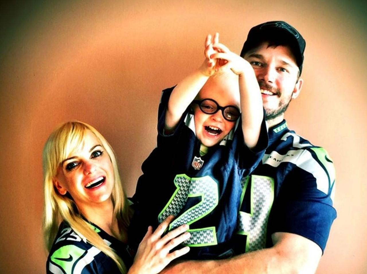 電撃離婚を発表したクリス・プラットとアンナ・ファリスの仲良しぶりが恋しい