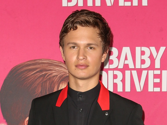 人気俳優アンセル・エルゴートが来日！彼女連れでさっそくお寿司を堪能