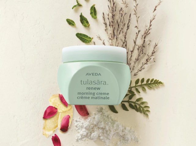 アヴェダの新作は、１日中24時間、積極的に働きかける朝用のフェイスクリーム