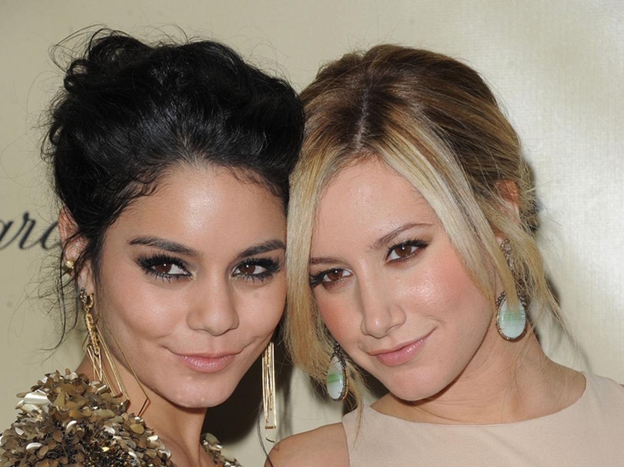 キーワードは「コスメ」!『HSM』親友コンビの変わらぬ友情