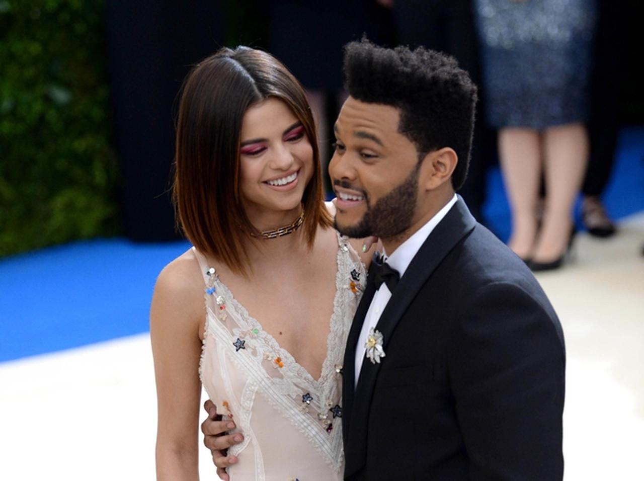 セレーナ・ゴメス＆ザ・ウィークエンド、順調な交際をSNSでアピール