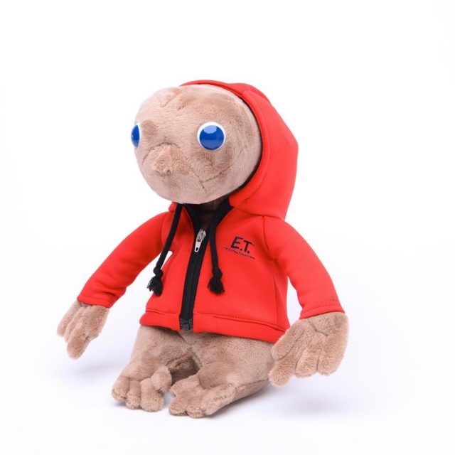 映画『 E.T.』公開３５周年記念、シリアルナンバー入り限定コラボぬいぐるみ