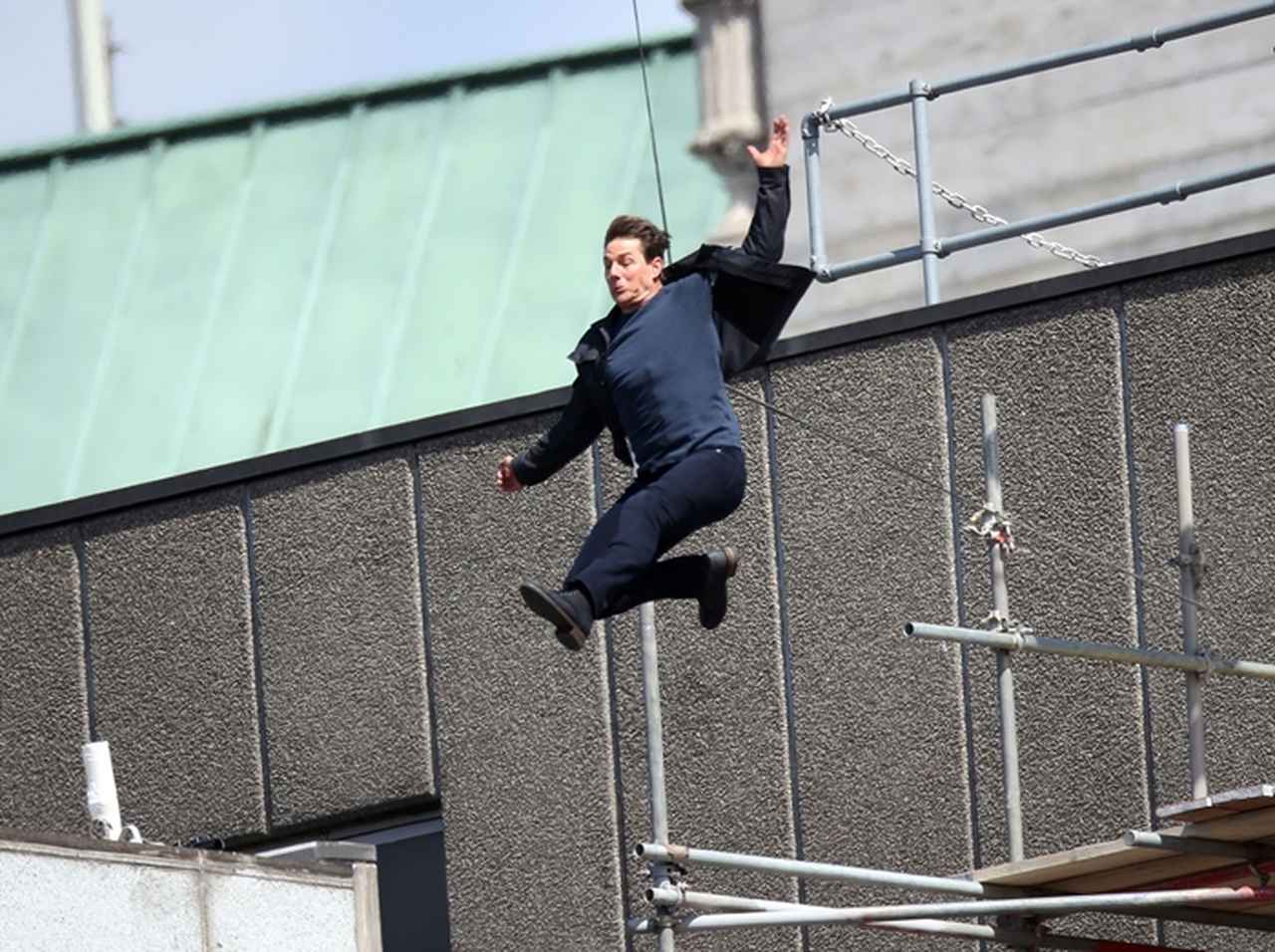 【速報】トム・クルーズが『ミッション・インポッシブル』撮影中に負傷
