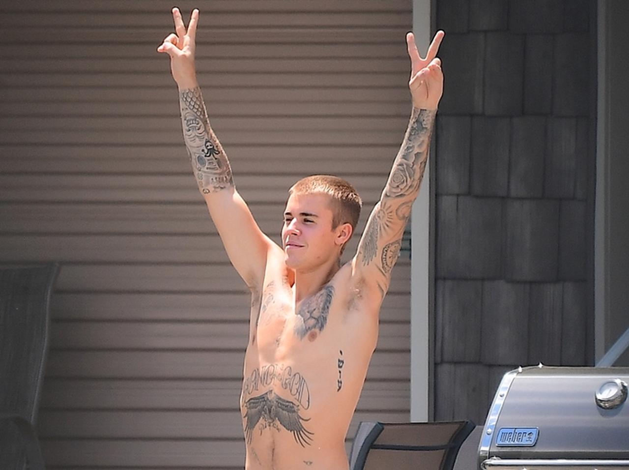 再びヌード流出のJ・ビーバー、自分の裸を「思ったより悪くない」と自画自賛