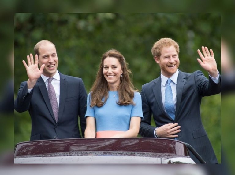 英王室ヘンリー王子は意外と庶民的！ 飛行機は「エコノミークラス」を利用