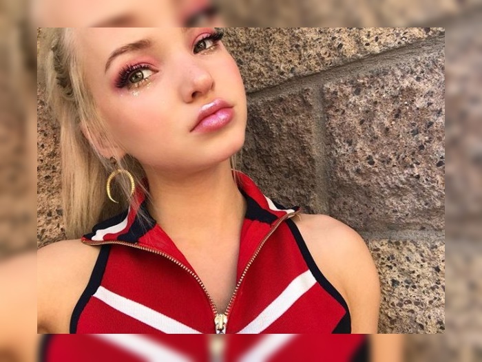 ディズニー女優ダヴ・キャメロンのモテ自撮りテク6選