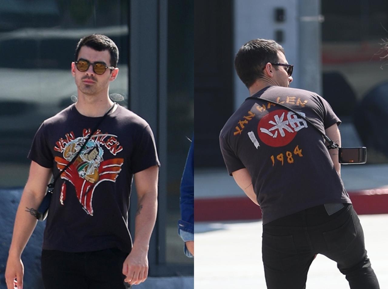 ジョー・ジョナスのTシャツに書かれている「八米田」の意味とは