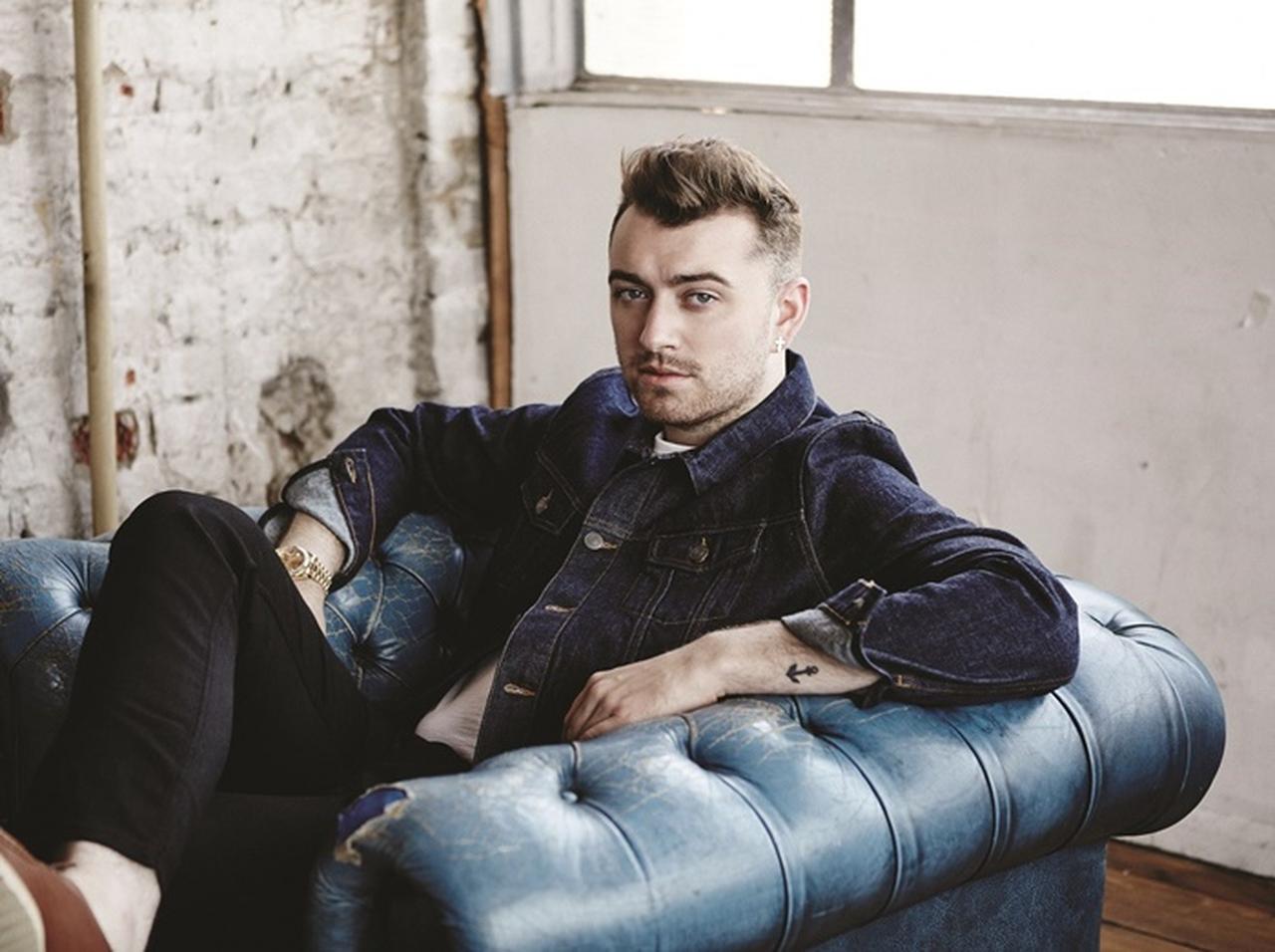 休養中サム・スミス、再始動か？ファンへの手紙を公開し、52歳セレブが愛のコメント