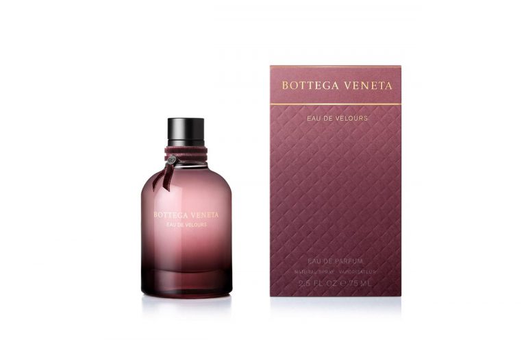 ボッテガ・ヴェネタから、贅沢にバラが香る新作香水が限定登場