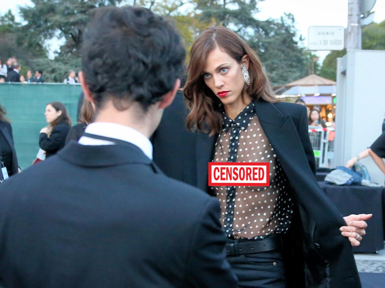 ファッションモデルのセキュリティチェックでまさかの珍事