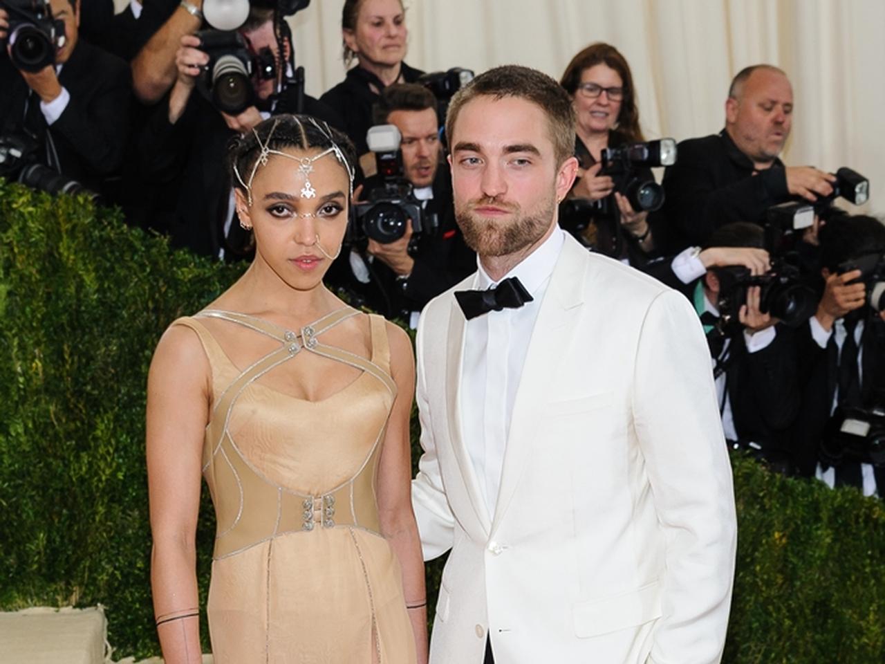 『トワイライト』ロバート・パティンソンがFKAツイッグスとの婚約を破棄