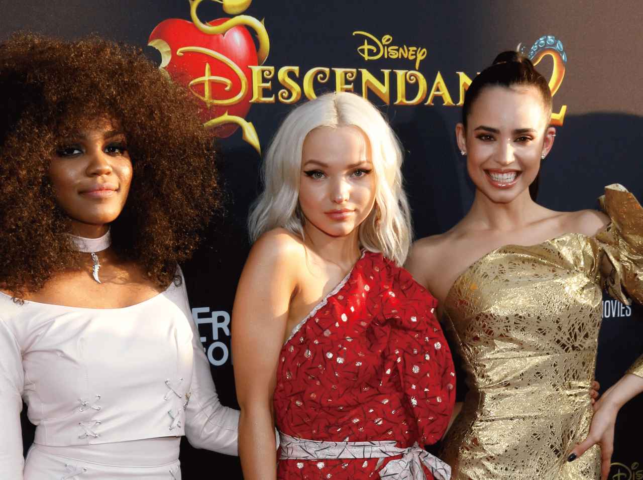 【独占動画】注目のディズニースターが集結！『ディセンダント2』のレッドカーペットに潜入！