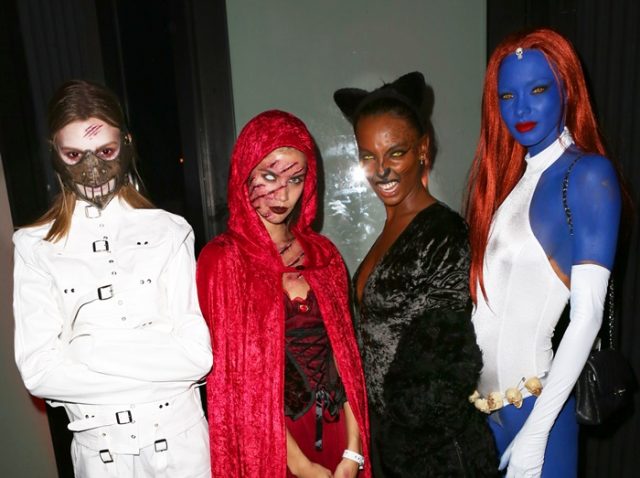 トップモデルの本気度がすごい！ヴィクシーモデルのハロウィン仮装に圧巻