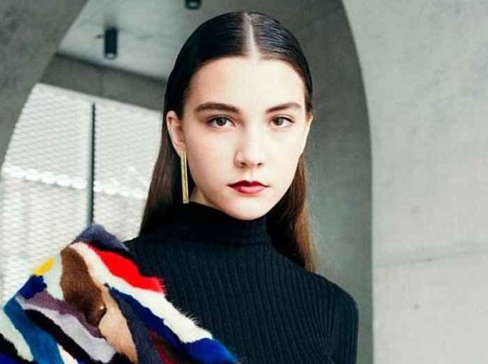 「奴隷のようだった」14歳モデルのヴラダ・ジューバ、13時間働き続けて過労死