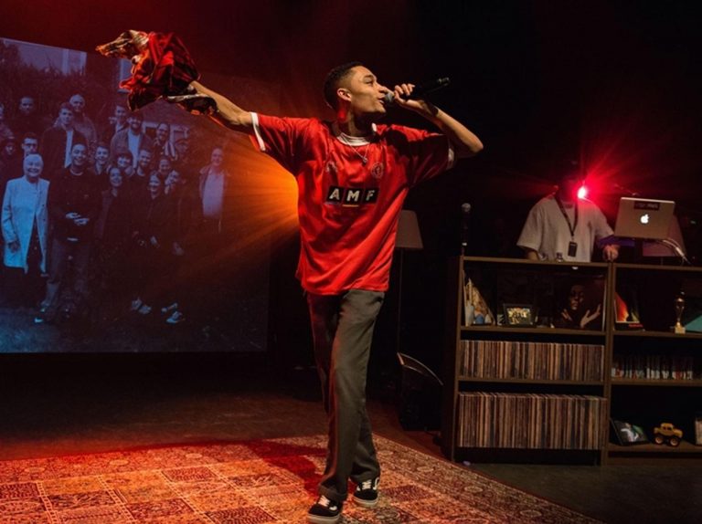 ラッパーのロイル・カーナー、女性に対して「卑猥な発言」をしたファンをコンサートから追放