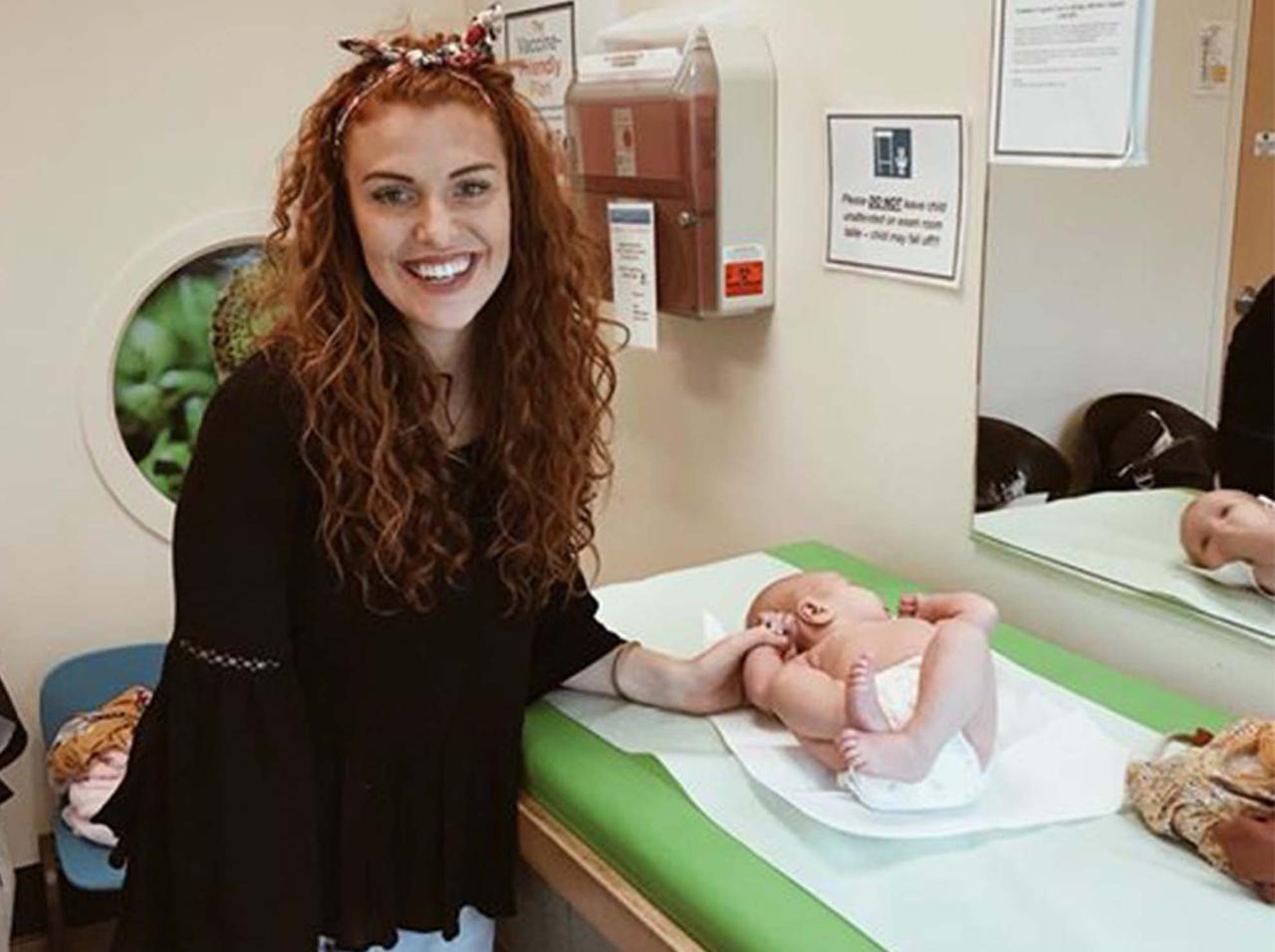 病院に「ジーンズ」をはいて行った母親に批判、その驚きの理由とは？