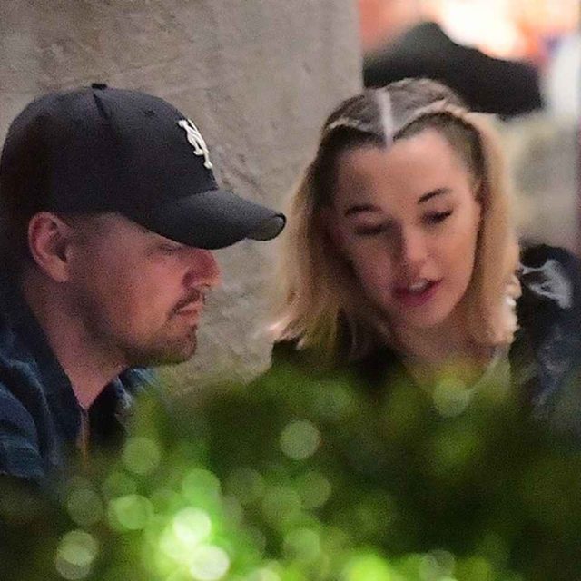 43歳レオナルド・ディカプリオ、サラ・シュナイダーと密会【写真アリ】