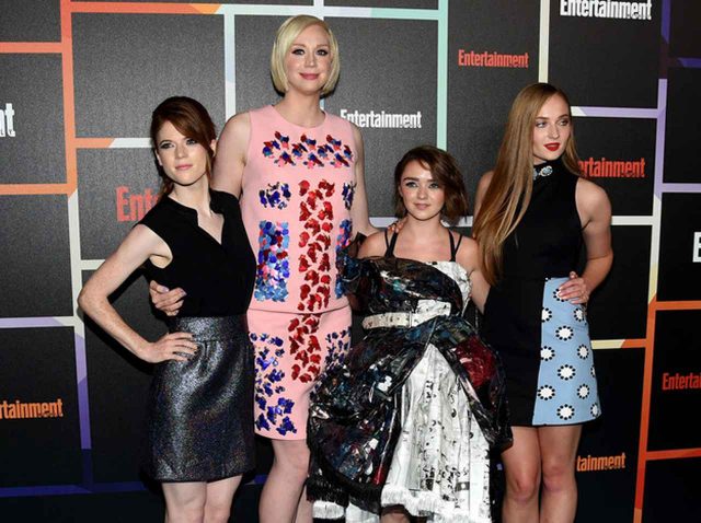 身長190.5㎝の長身女優グウェンドリン・クリスティがヒールを履くのをやめない理由がカッコいい！