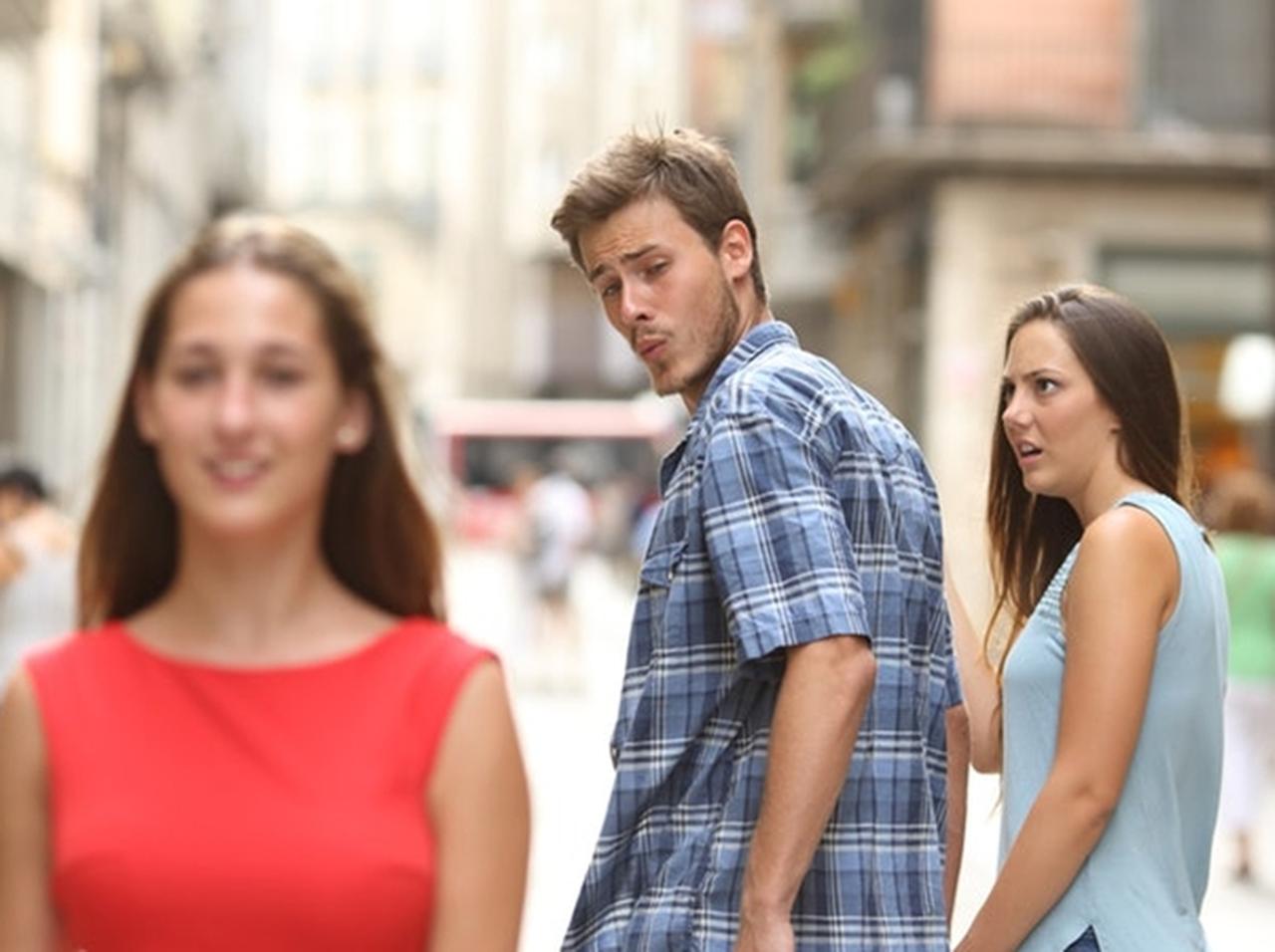 「彼女がいるのに他の女を見る男」その後の展開がおもしろすぎる