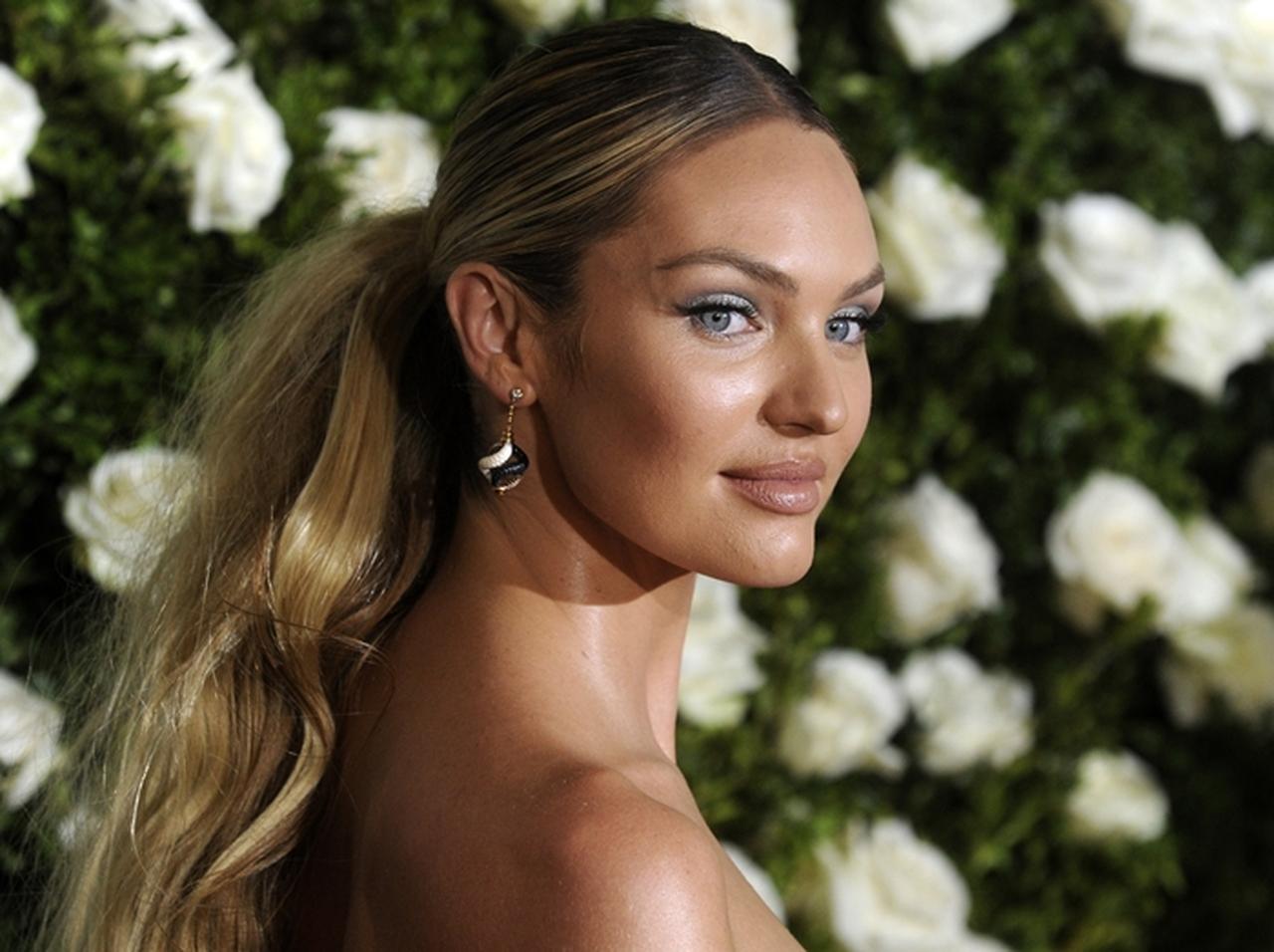 人気モデルとDHLの配達人、どちらの方が上手に着こなしているかバトルが勃発