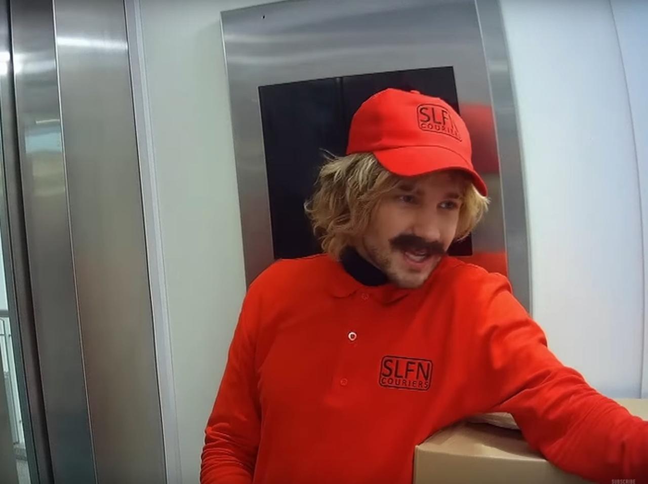 エレベーターで突然人が歌い始めたら?1Dリアムが体をはって実験