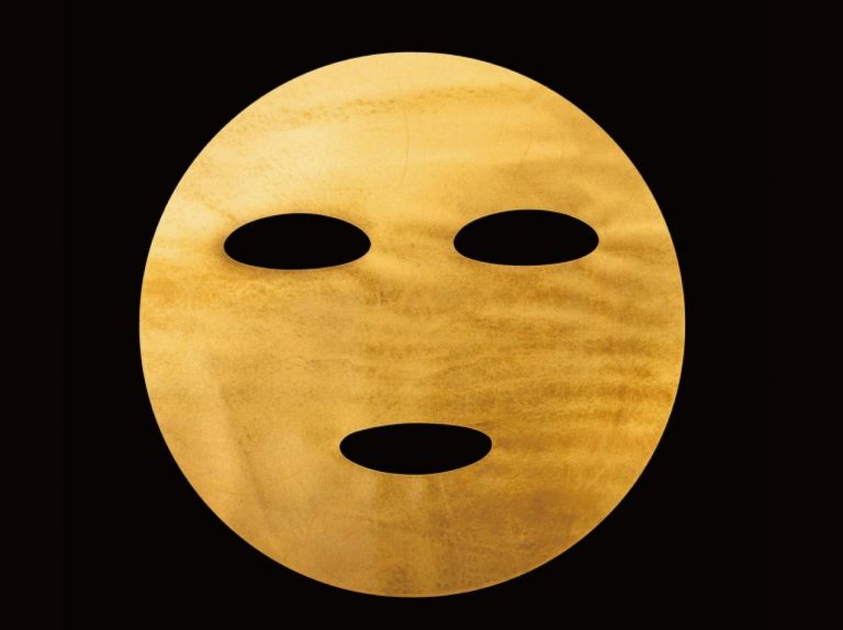 セレブもハマる金箔マスクを、日本・金沢の伝統工芸‟加賀金箔”で