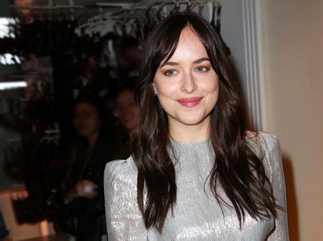 女優ダコタ・ジョンソン、コールドプレイのクリス・マーティンと交際か